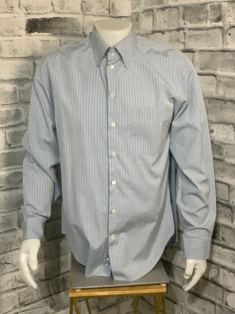 Armani Collezioni Dress Shirt Mens 44 17.5 Large Blue Gray Striped Old Money